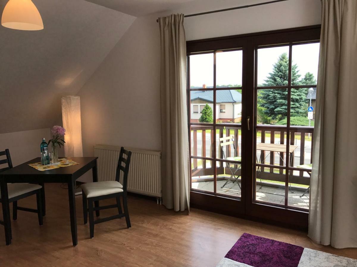Lokal Genial Pension & Restaurant Беелиц Екстериор снимка